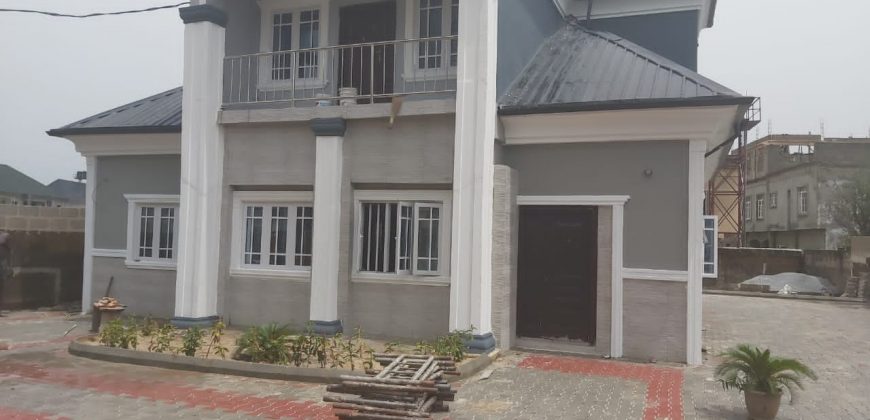 5bedrooms fully detached duplex