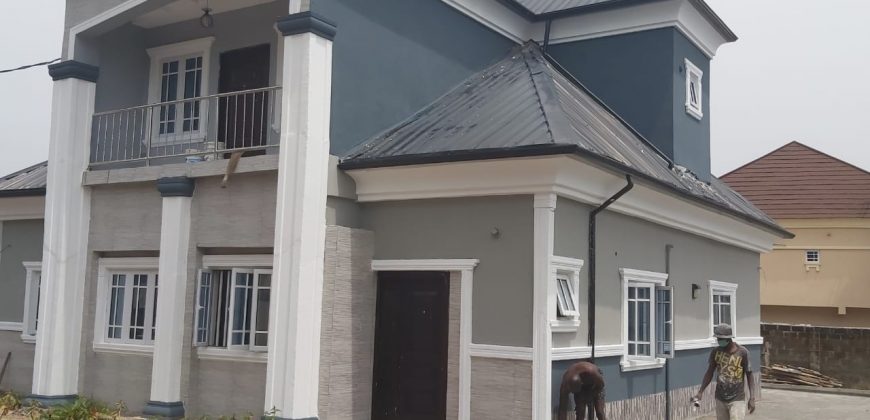 5bedrooms fully detached duplex