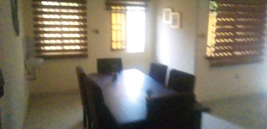 4units of 4bedrooms