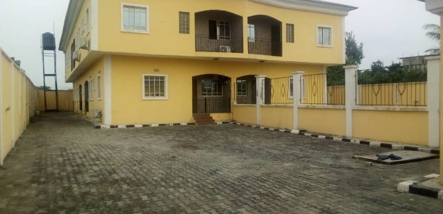 4units of 4bedrooms