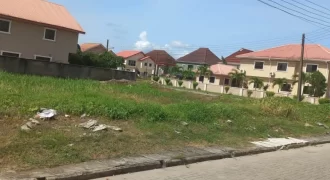 932sqm piece of Land